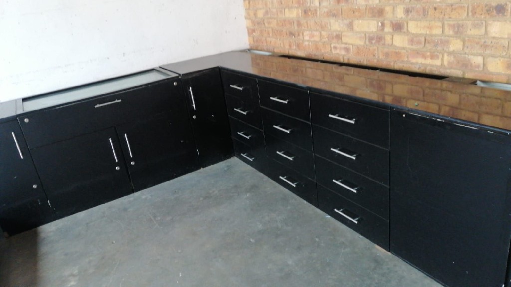 iBidOnStorage.co.za Storage Genie Auction 17006578281196