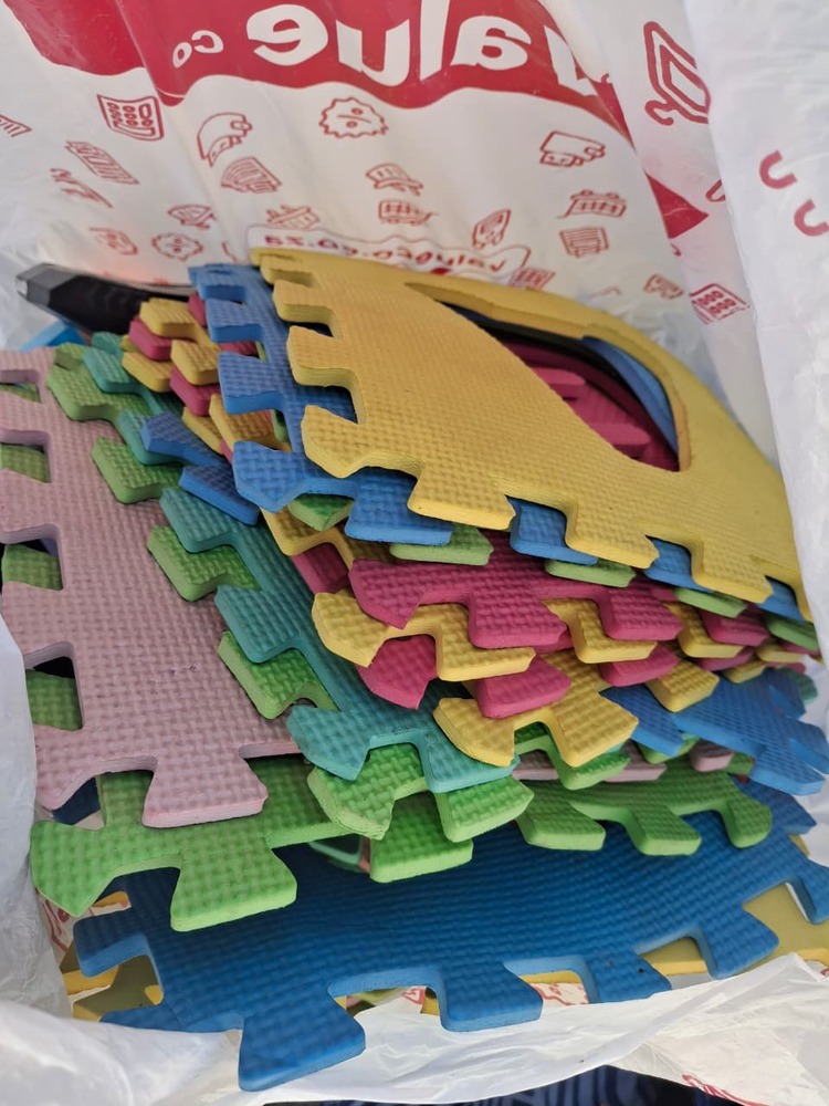 Westlake: Cape Town Self storage unit auction IB-2189