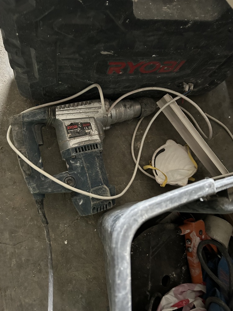 Rent-A-Store Midrand Storage auction IB-9975