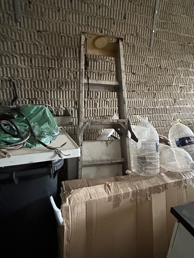 Rent-A-Store Midrand Self storage auction IB-5315