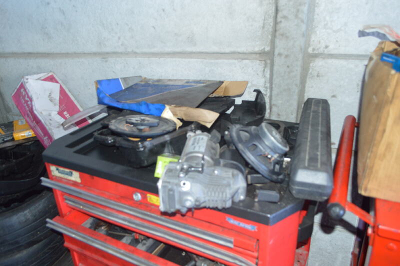 Cape Town (Killarney Gardens) Storage auction IB-8192 10