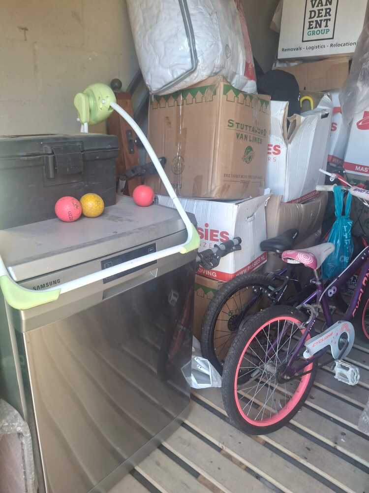 Somerset West  Storage Unit auction IB-2227