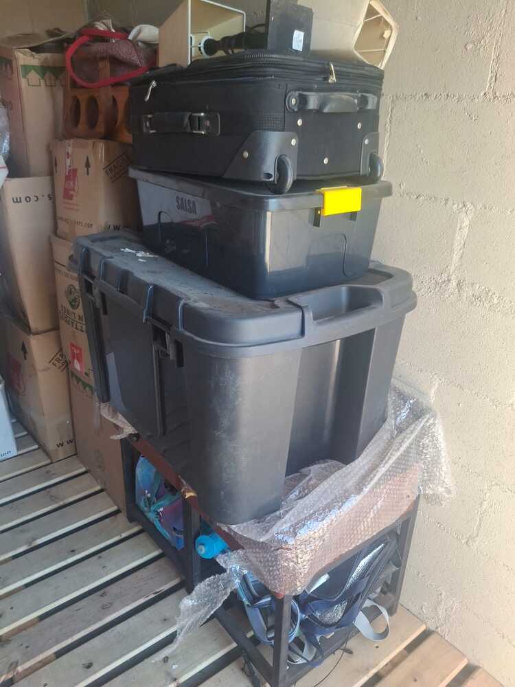 Somerset West  storage facility unit auction IB-2227