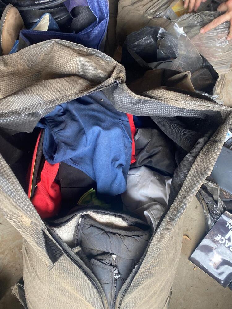 Kya Sands Self storage unit auction IB-3739 13