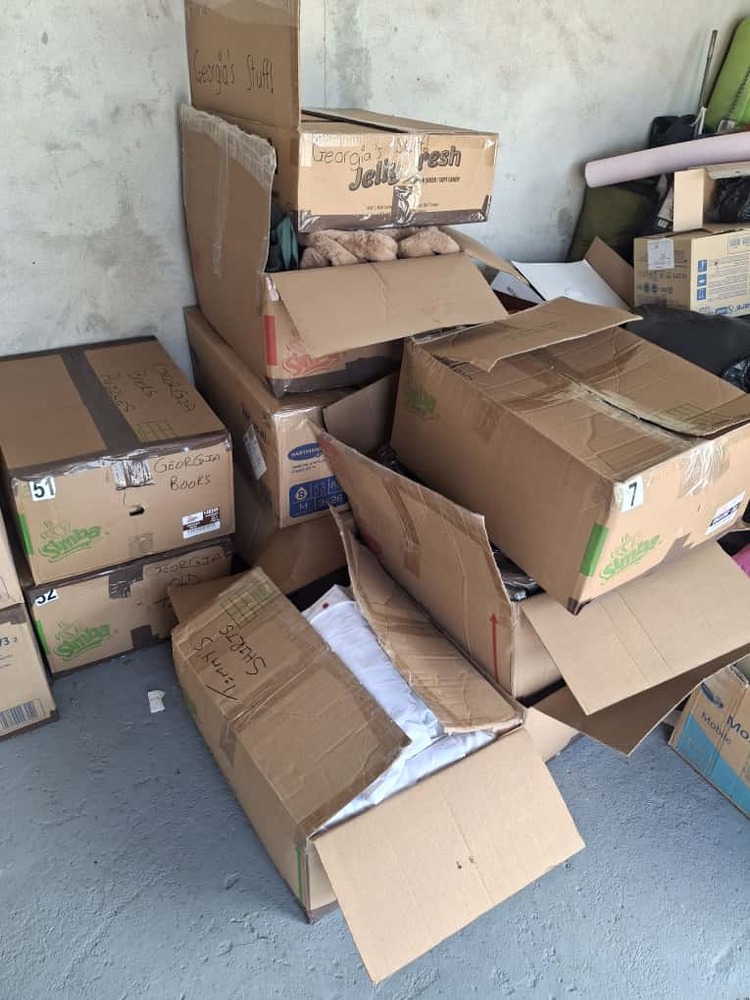 Ottery:  Cape Town Self storage auction IB-7115