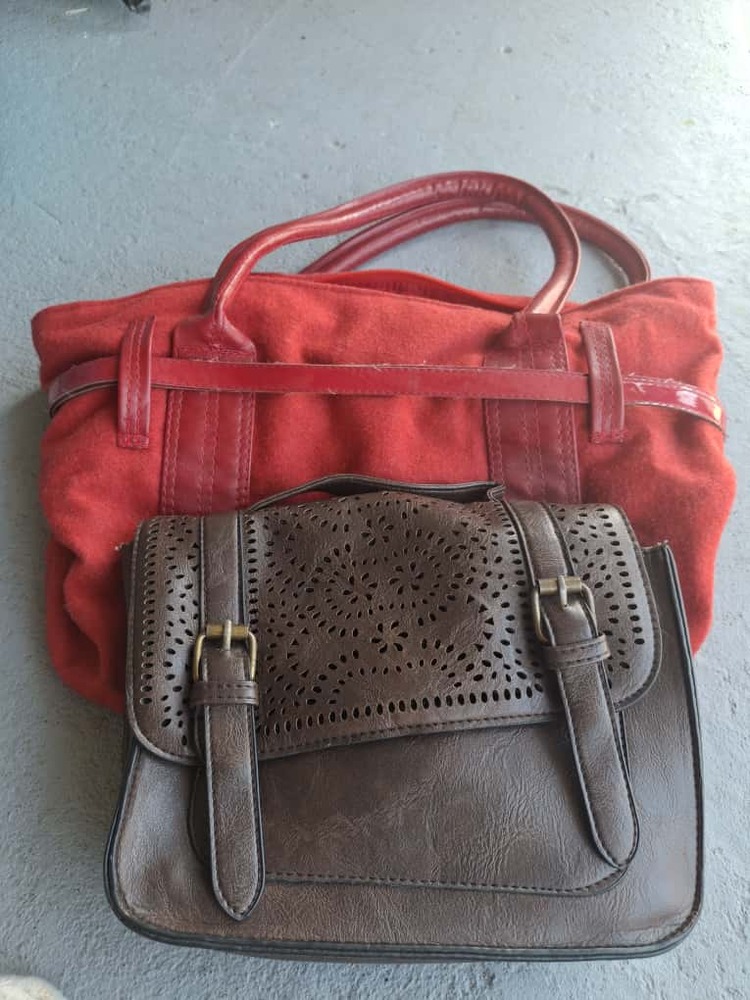 Ottery:  Cape Town Storage auction IB-7115 20