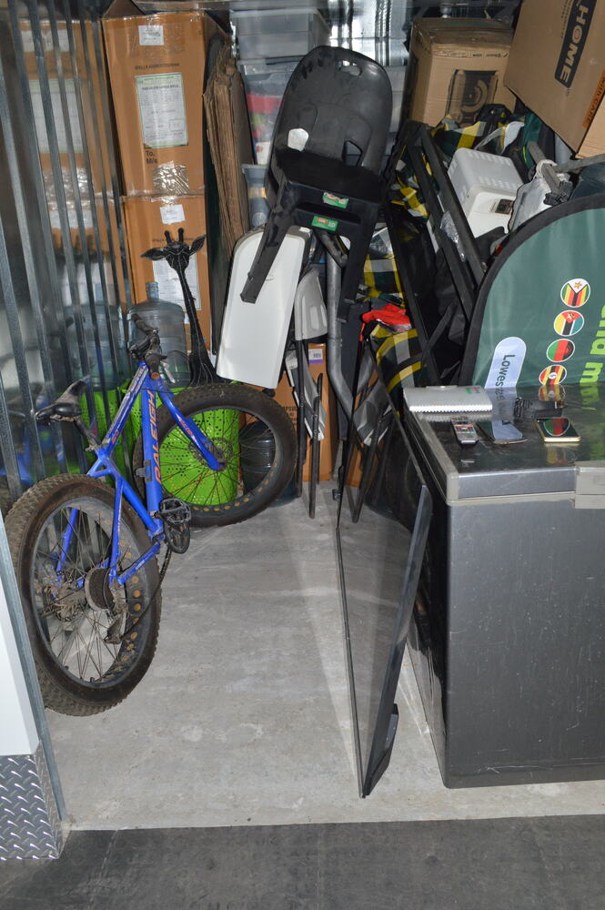 Cape Town (Killarney Gardens) storage facility unit auction IB-5996 16