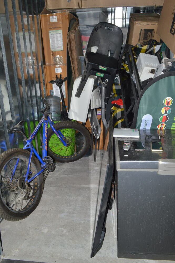 Cape Town (Killarney Gardens) Storage auction IB-5996 20