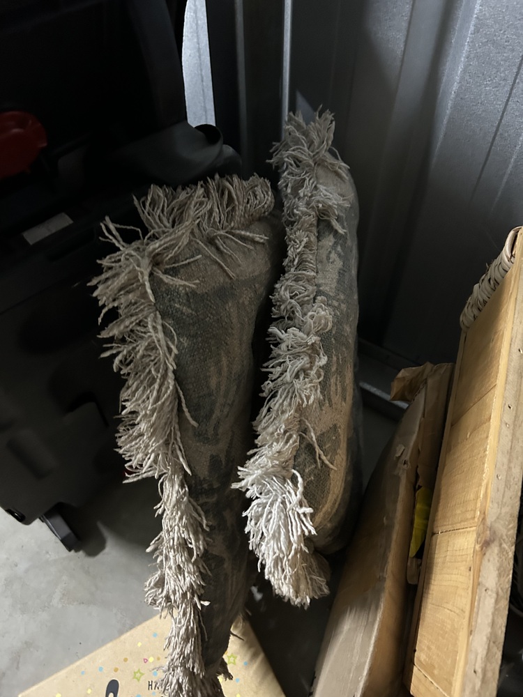 Rent-A-Store Centurion Storage Facility auction IB-4113