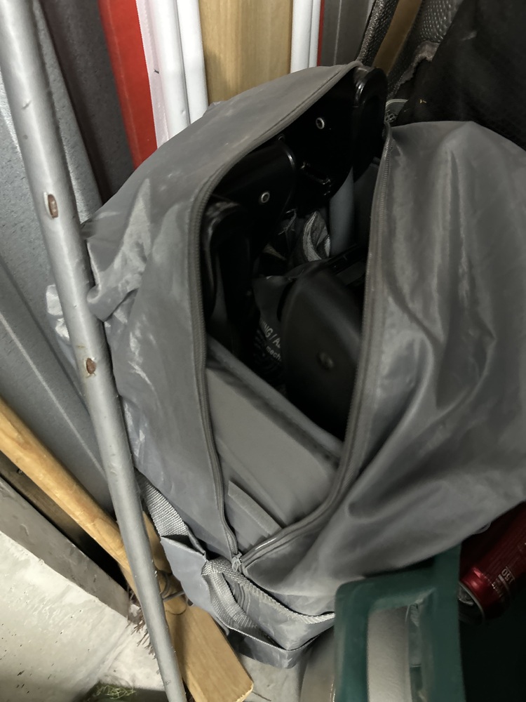 Rent-A-Store Centurion Storage Unit auction IB-3097