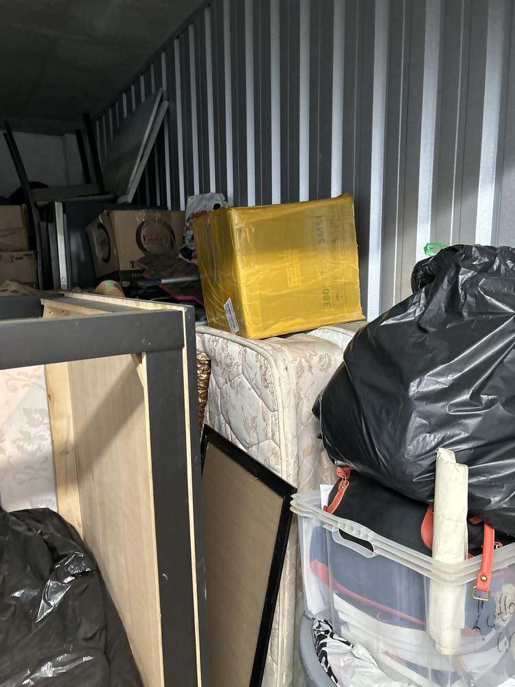 Rent-A-Store Centurion storage facility unit auction IB-3097