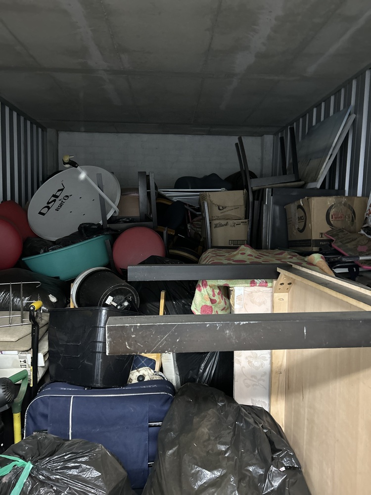 Rent-A-Store Centurion Storage Facility auction IB-3097 11