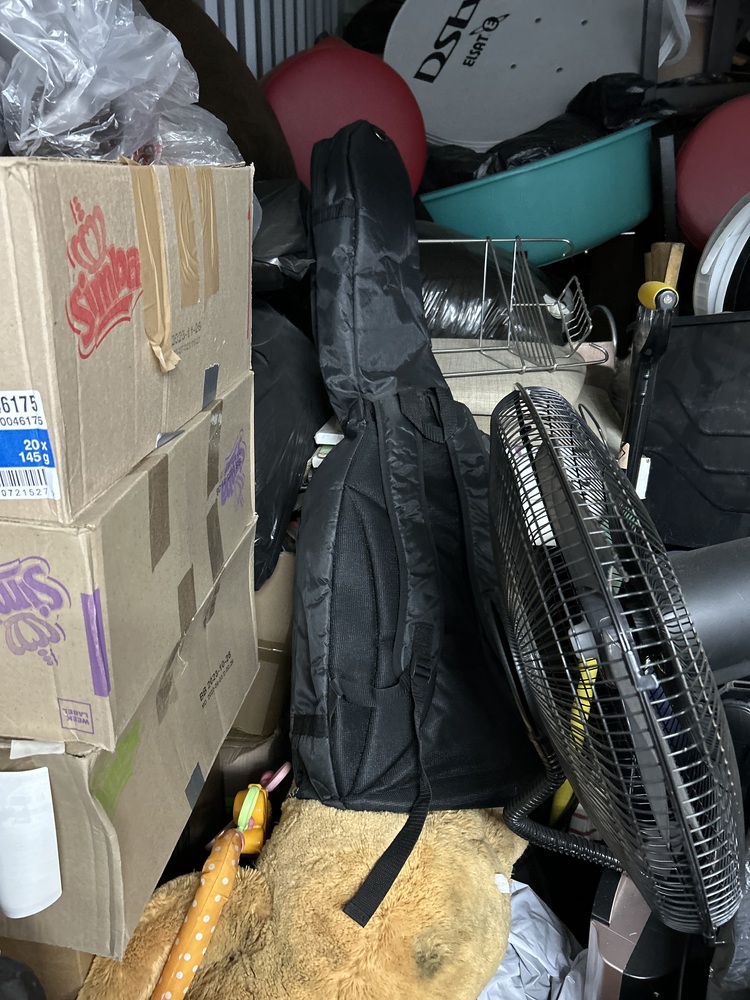 Rent-A-Store Centurion Self storage unit auction IB-3097 23