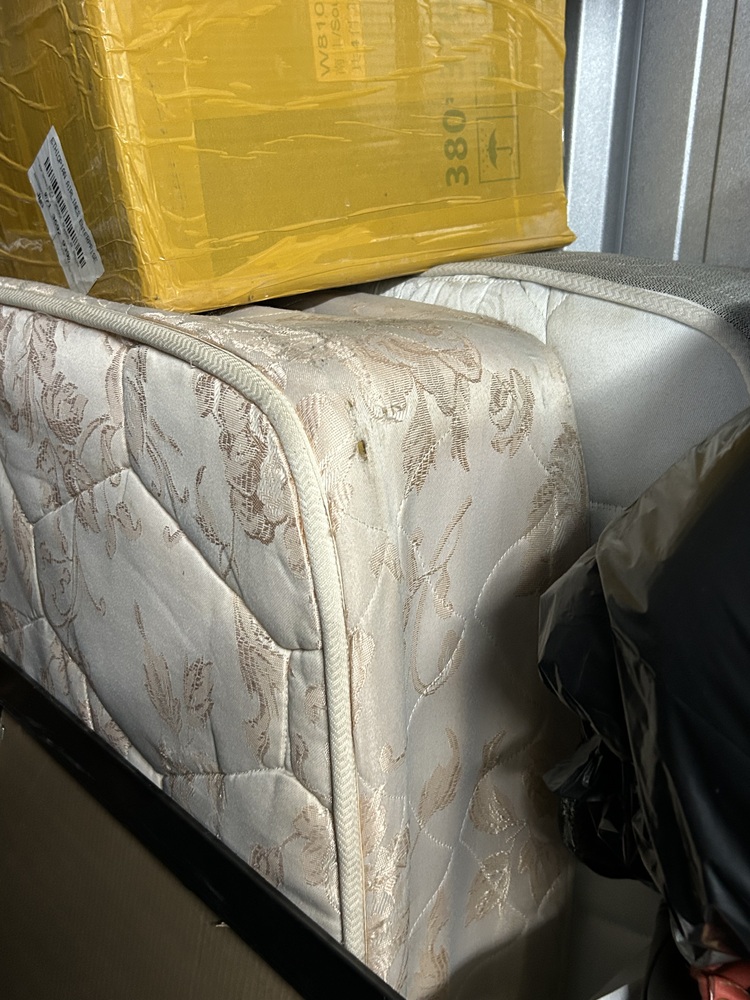 Rent-A-Store Centurion storage facility unit auction IB-3097 36