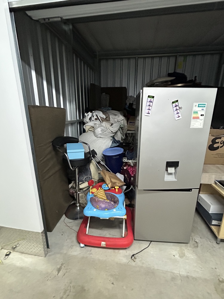Rent-A-Store Centurion Storage auction IB-5608