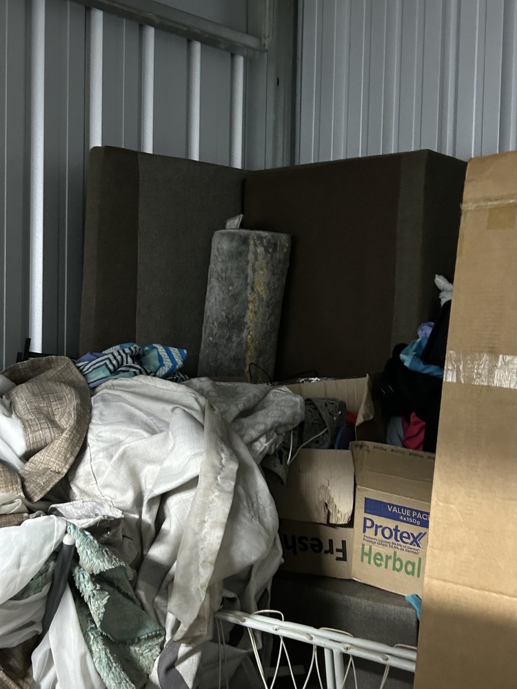 Rent-A-Store Centurion Self storage auction IB-5608 14