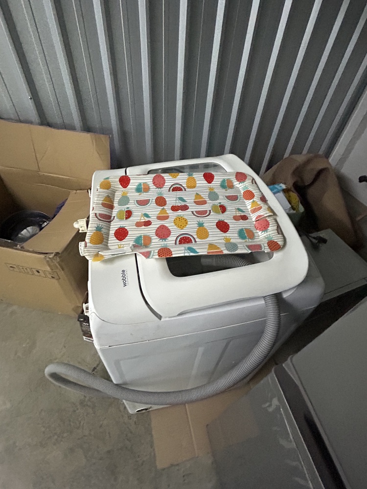 Rent-A-Store Centurion Storage Facility auction IB-7461