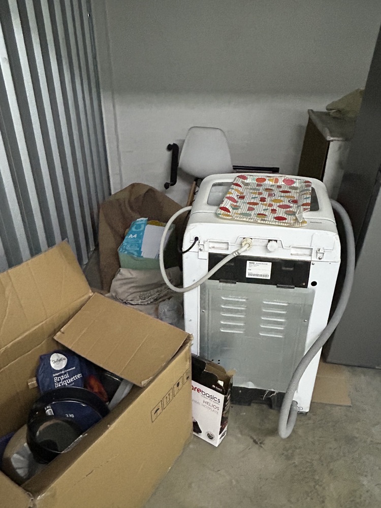 Rent-A-Store Centurion Storage Facility auction IB-7461 11