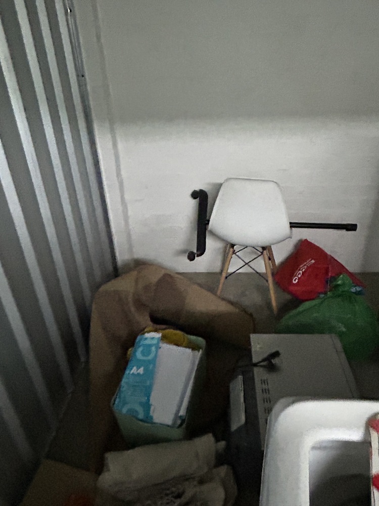 Rent-A-Store Centurion Self storage unit auction IB-7461 13