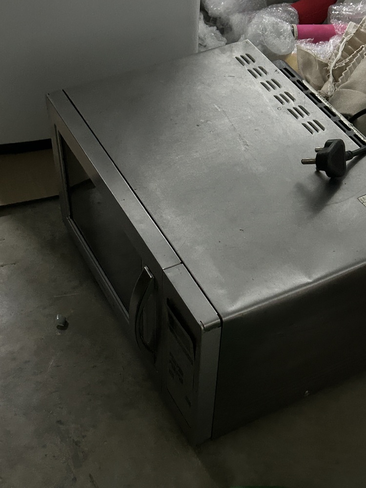 Rent-A-Store Centurion Self storage unit auction IB-7461 23