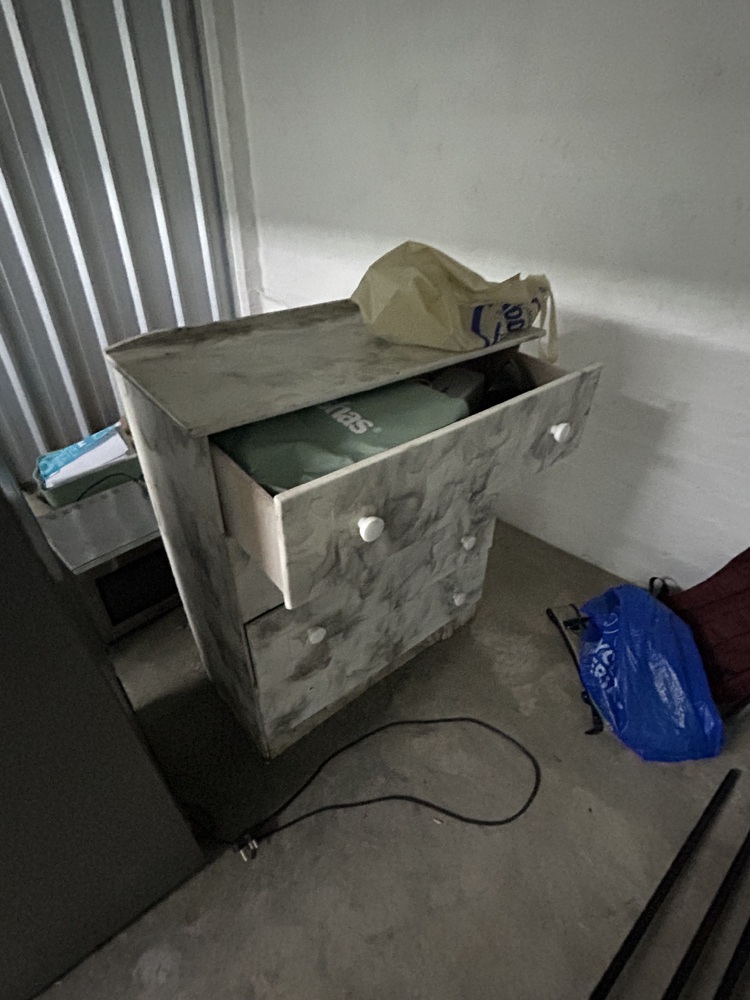 Rent-A-Store Centurion Self storage auction IB-7461 24