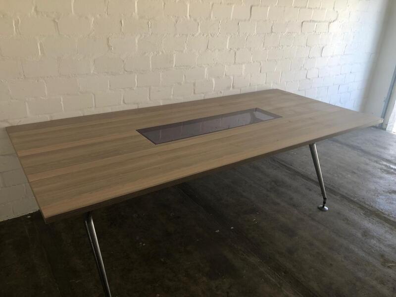 Burgundy  Storage Unit auction IB-3494