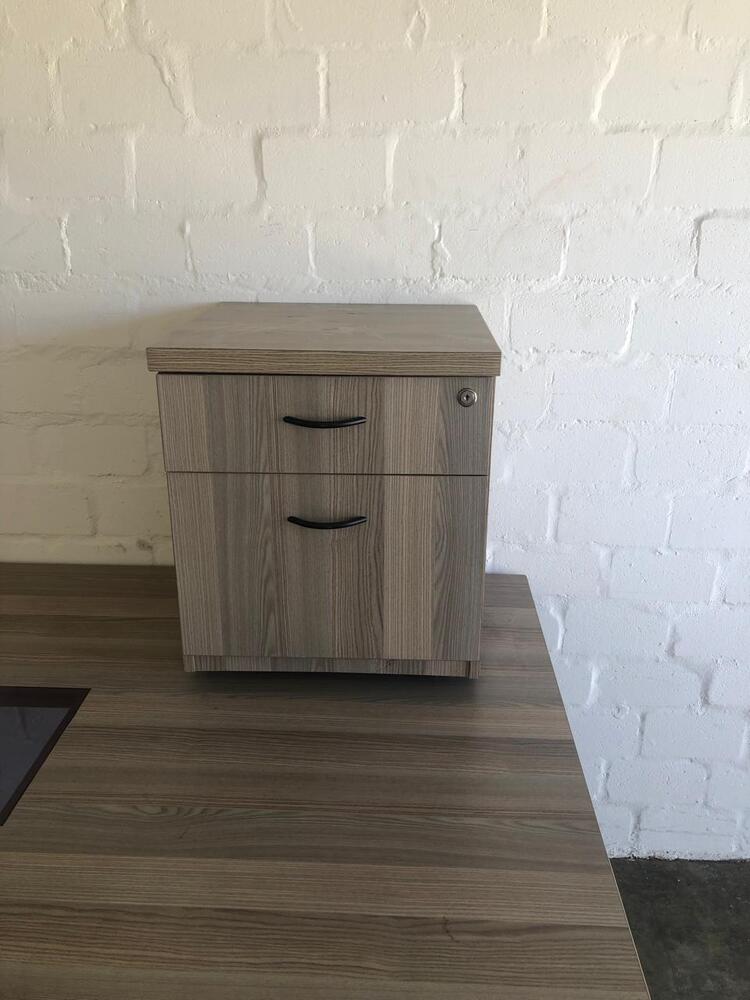 Burgundy  Storage auction IB-3494 10