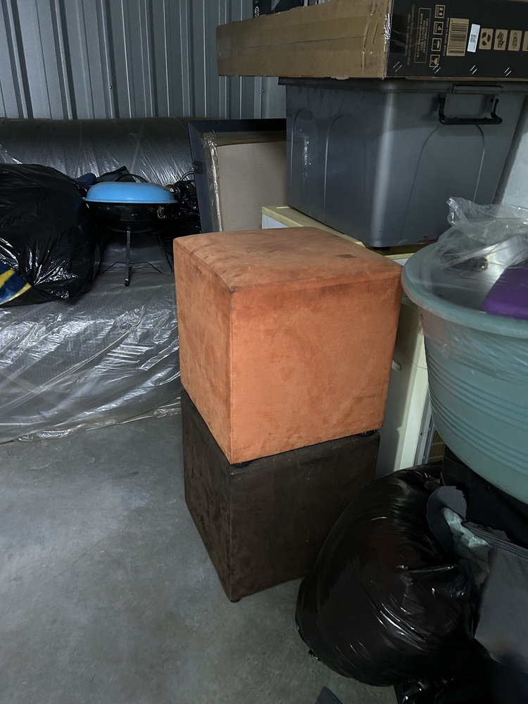 Rent-A-Store Centurion Storage auction IB-7904 10