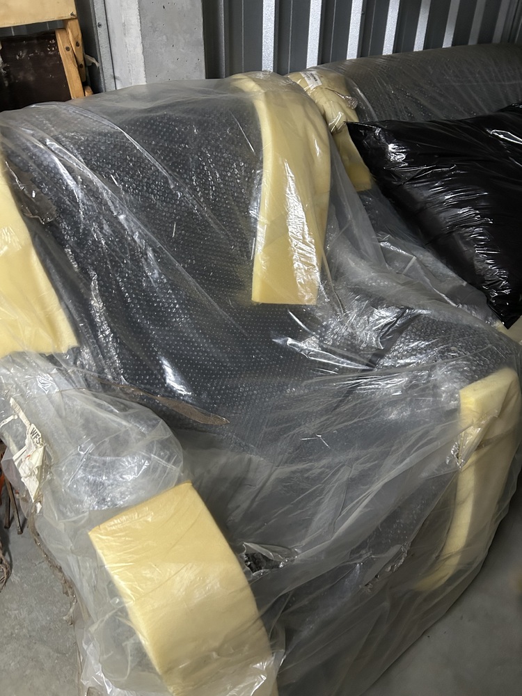 Rent-A-Store Centurion Self storage unit auction IB-7904 13