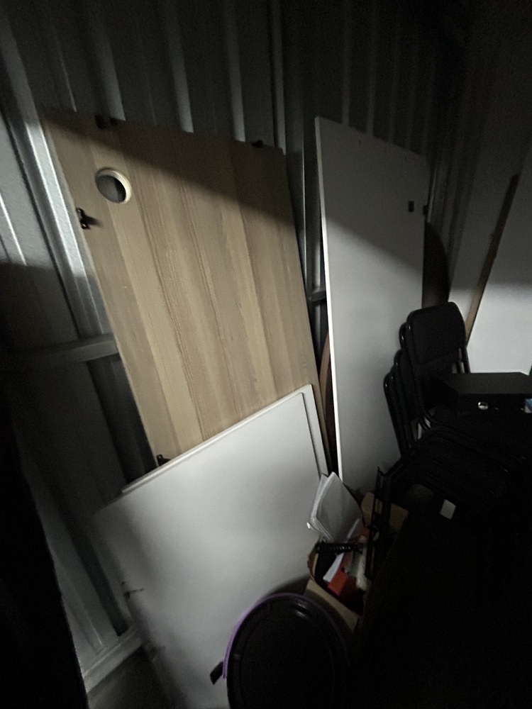 Rent-A-Store Centurion Self storage unit auction IB-2632