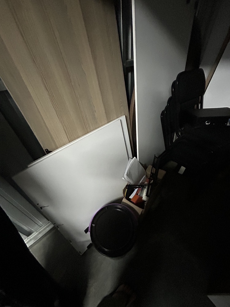 Rent-A-Store Centurion Self storage auction IB-2632