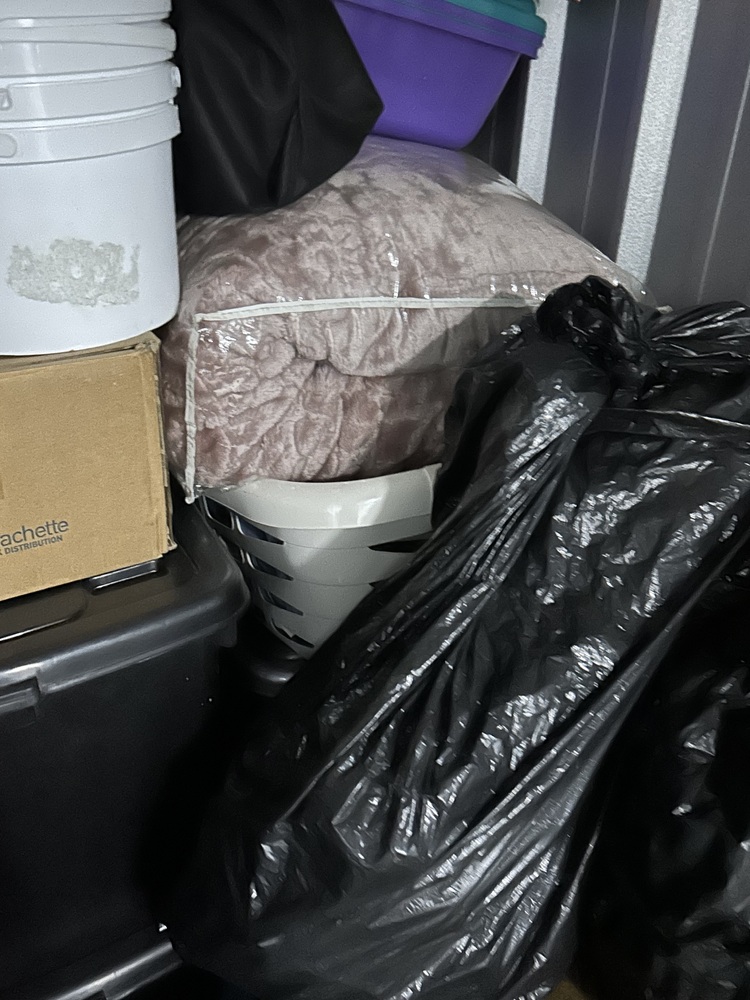 Rent-A-Store Centurion Storage Facility auction IB-8163 11