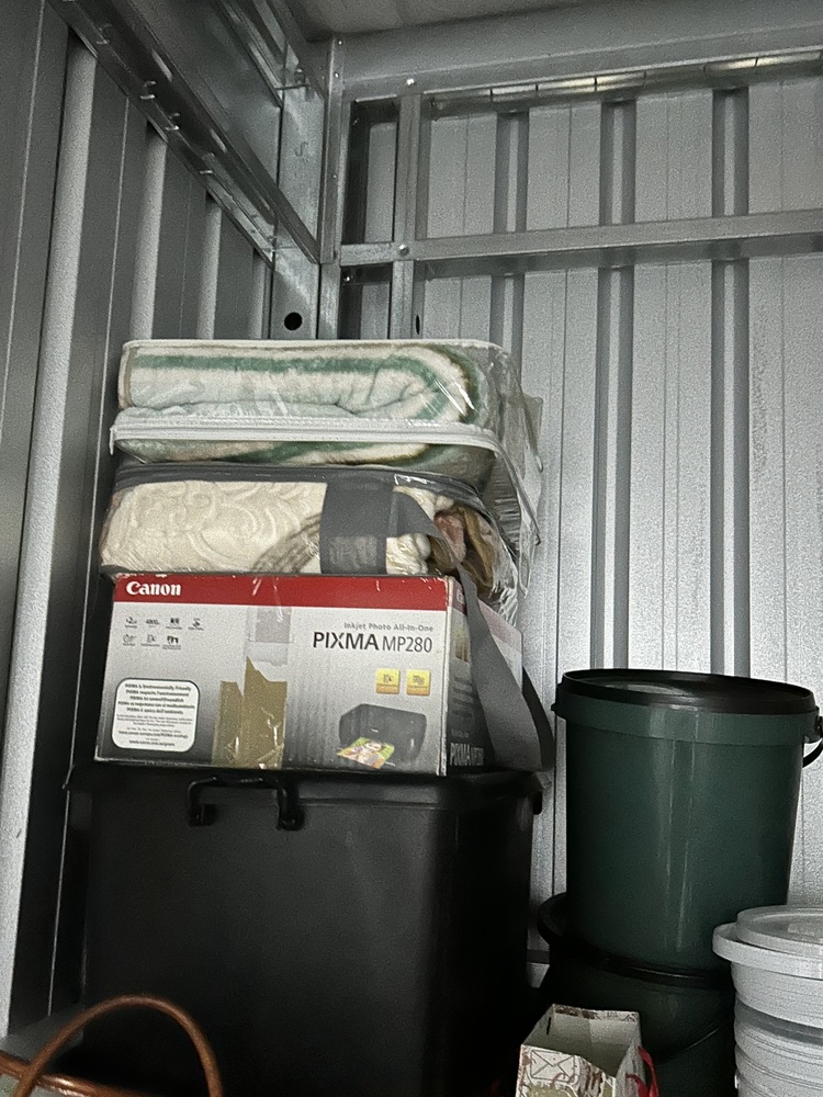 Rent-A-Store Centurion storage facility unit auction IB-8163 16