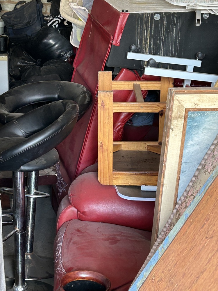 Rent-A-Store Pretoria Self storage unit auction IB-8731