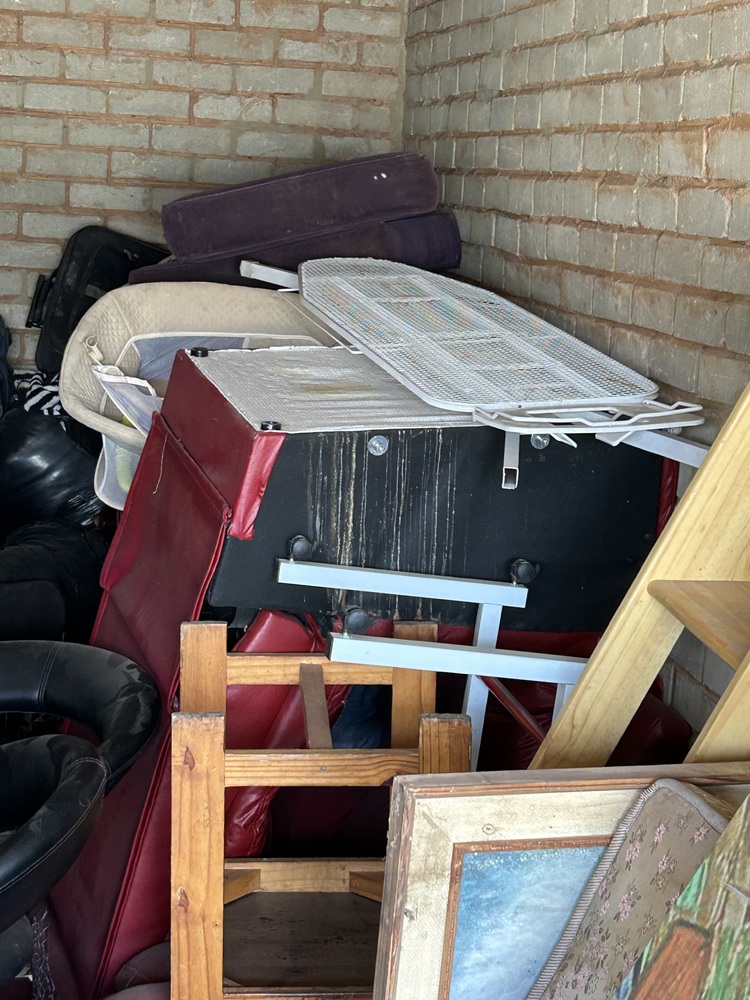 Rent-A-Store Pretoria Self storage auction IB-8731