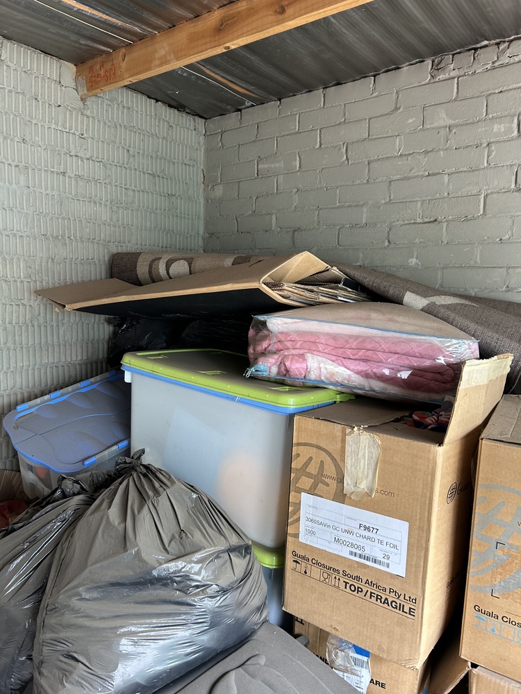 Rent-A-Store Pretoria Self storage unit auction IB-5529