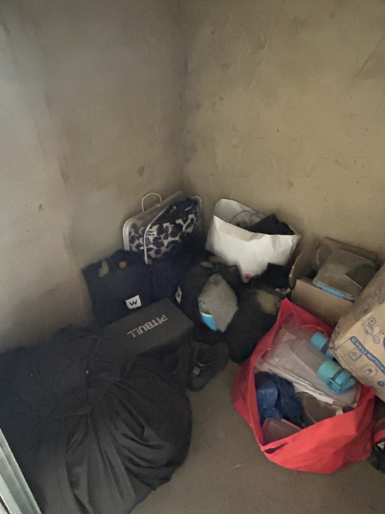 Rent-A-Store Pretoria storage facility unit auction IB-8216