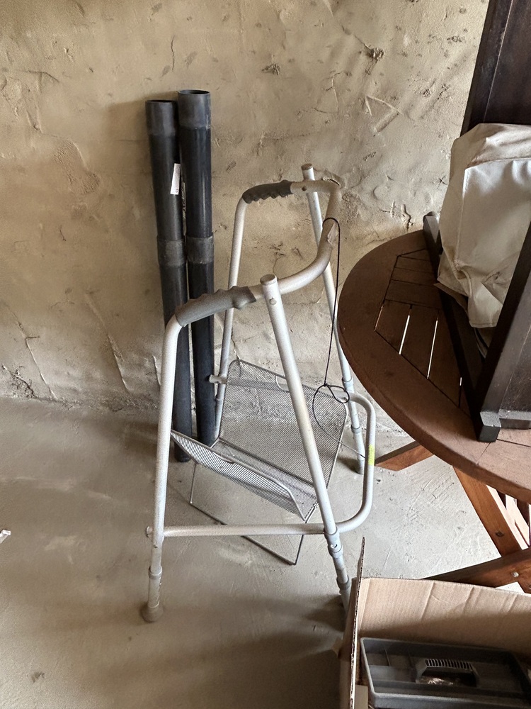 Rent-A-Store Pretoria Self storage facility auction IB-9366