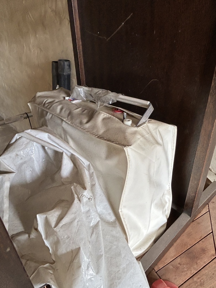 Rent-A-Store Pretoria Storage Unit auction IB-9366 32