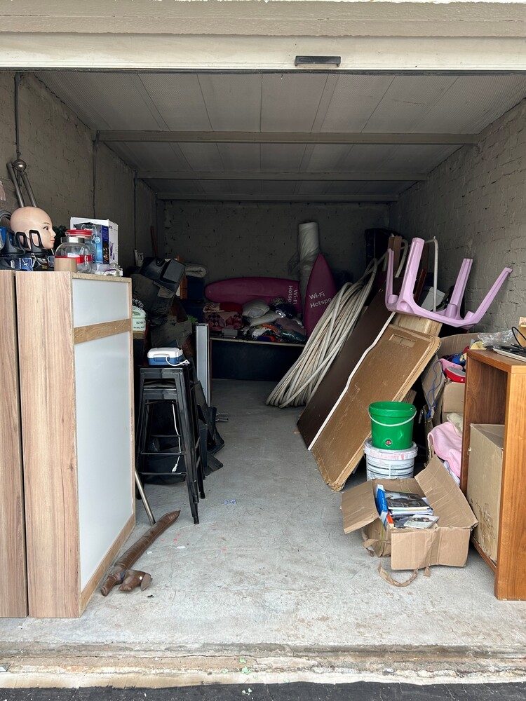 Rent-A-Store Midrand Self storage auction IB-7855