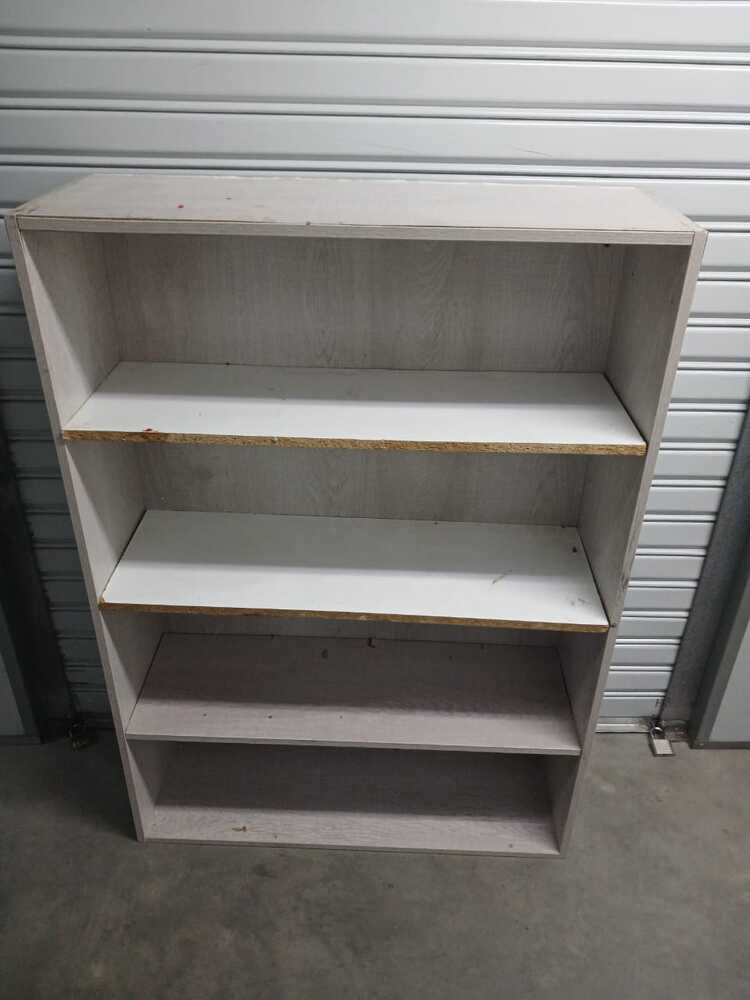 Century City Self storage unit auction IB-8470 13