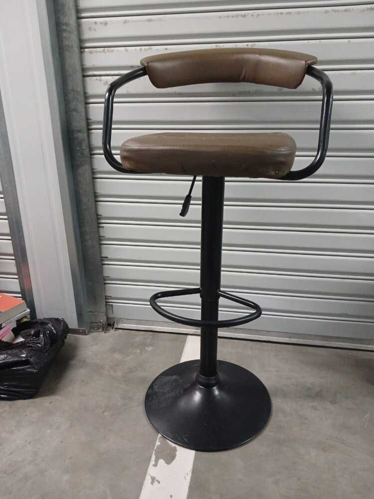 Century City Self storage auction IB-8470 14