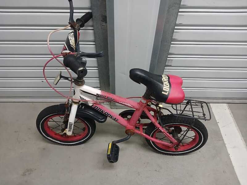 Storage Century City Storage Unit auction IB-2361 32