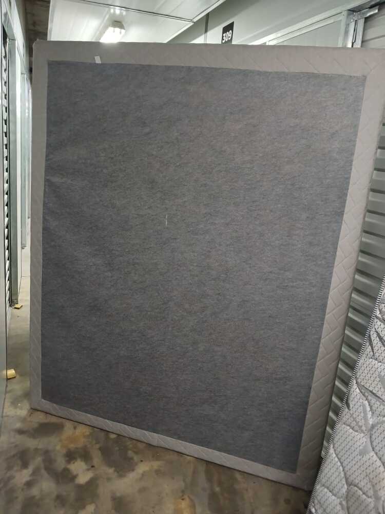 Storage Century City Self storage unit auction IB-1991 23