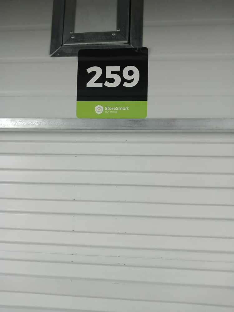 Storage Century City Storage auction IB-5574