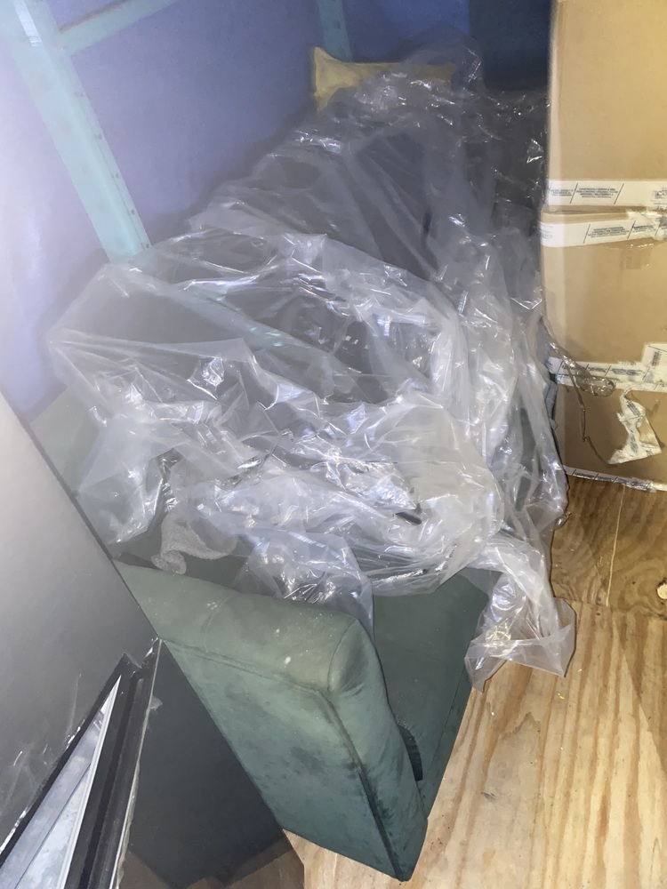 Express Removals - 5th Street Storage Facility auction IB-1200