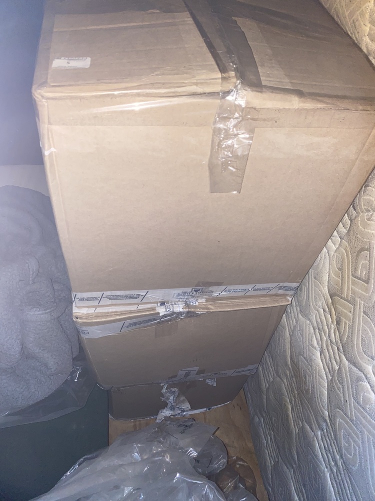 Express Removals - 5th Street Self storage unit auction IB-1200