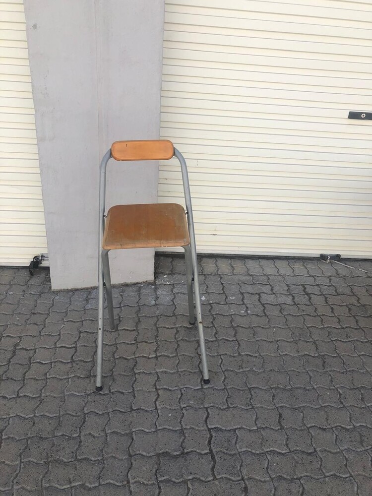 Burgundy  Self storage unit auction IB-8714