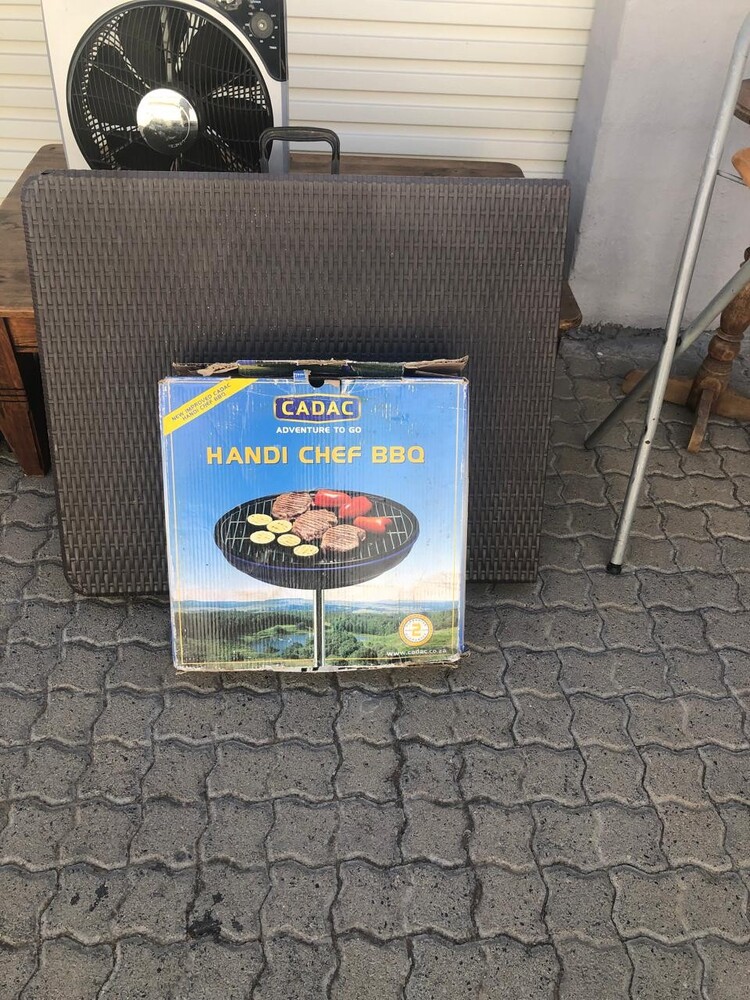 Burgundy  Storage Unit auction IB-8714 12