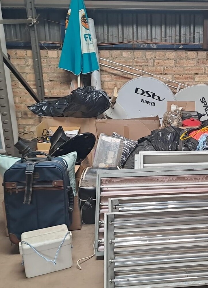 South Storage Self storage auction IB-6714